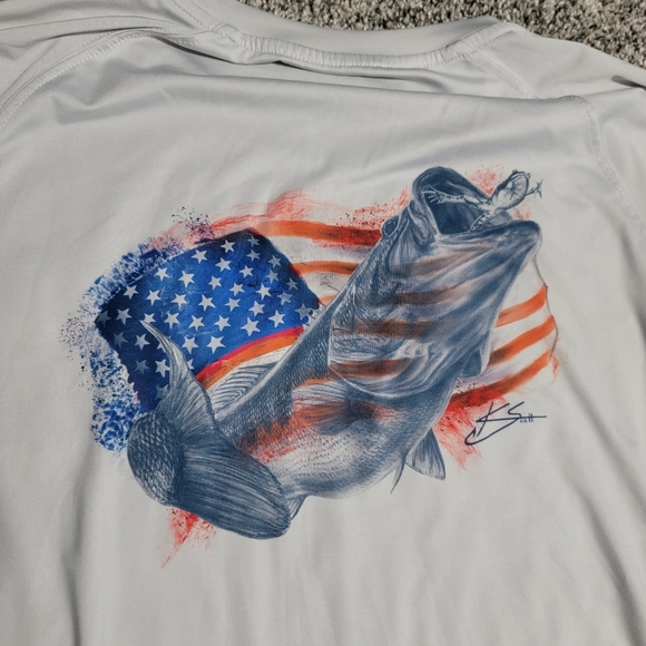 HUK Fishing Shirt American Flag Size Men's XL - Picture 2 of 3